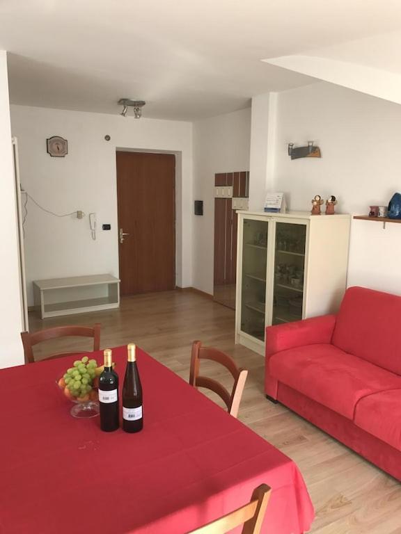 Casa Filippo Large 3 Room Apartment, Close To The Beach, Free Wifi Internet Рива-дель-Гарда Экстерьер фото